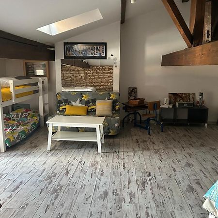 Chambre Chez L'Habitant, Au Moulin Du Bonheur Le Bourdet Bagian luar foto